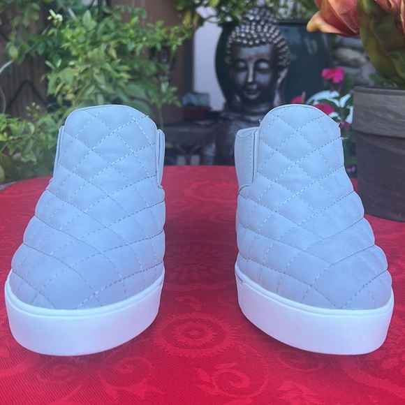 NEW‼️ Quilted Slip-On Wedge Style Sneaker Bootie Mules Clog Slides - Picture 14 of 17